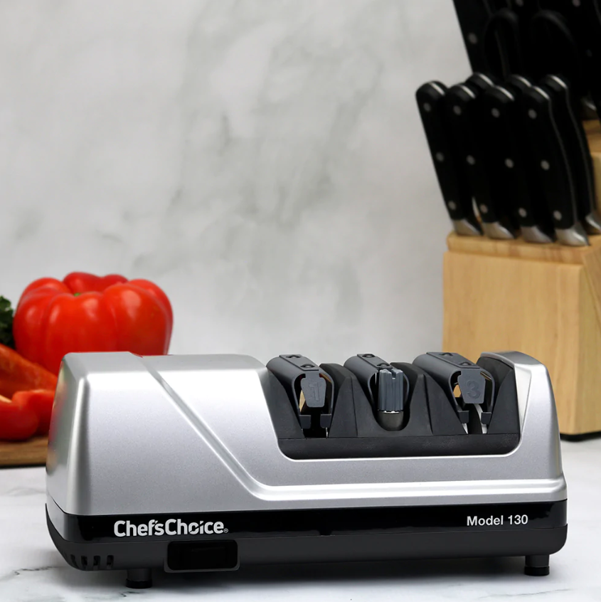 E-shop ChefsChoice elektrická brúska na nože 3-stupňová M130 - Platina